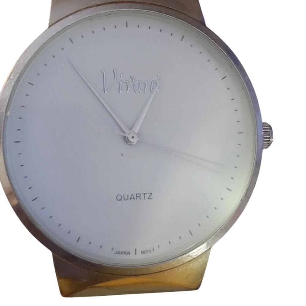 Vivani Ladies Watch 38MM watch face Quartz‎ New Battery Elegant Y2K easy to read